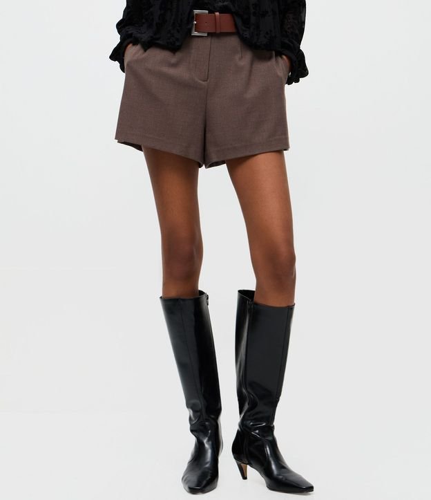 Short Alfaiatado en Tweed con Cinturón 4