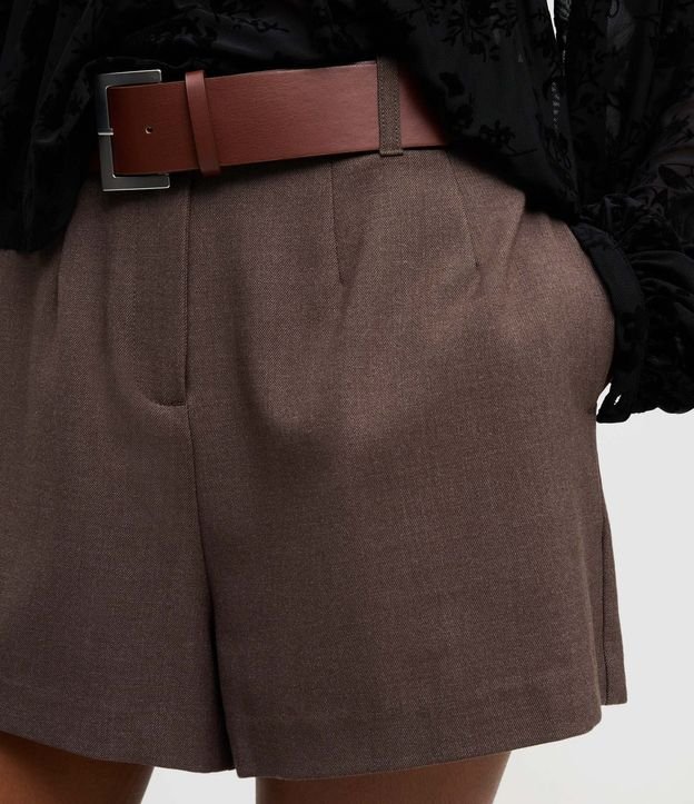 Short Alfaiatado en Tweed con Cinturón 5