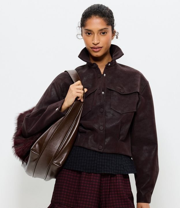 Campera en Gamuza con Bolsillos Delanteros y Botones Cubiertos 1