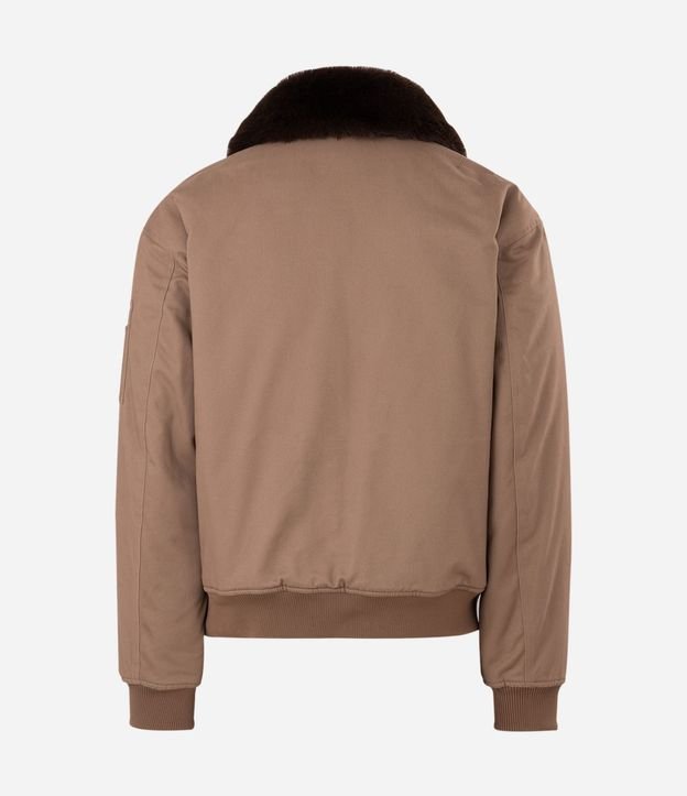 Campera Bomber en Sarga Lisa y con Cuello Desmontable 6