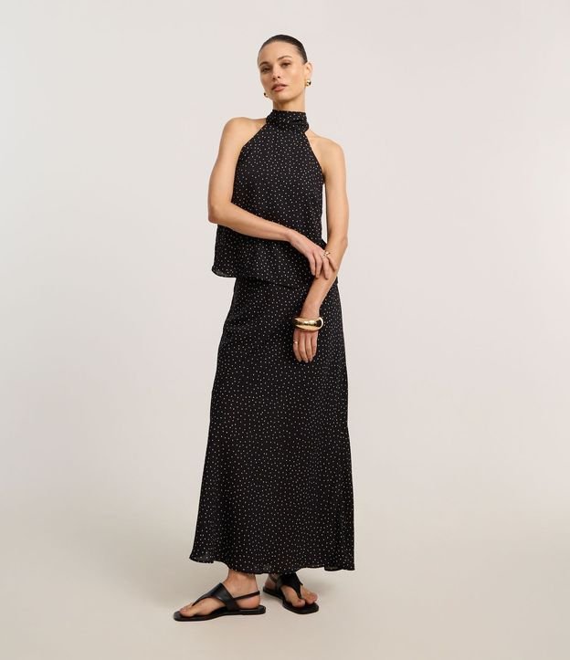 Blusa en Crepé con Cuello Halter y Estampado de Lunares 2