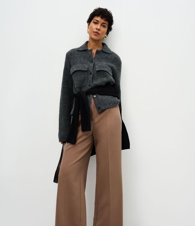 Pantalón Recto Sastre con Cintura Fina y Pliegues Delanteros 2
