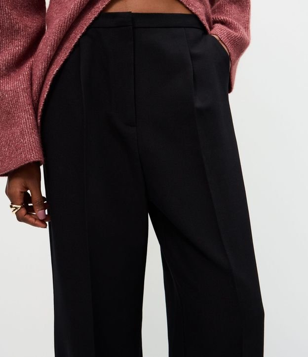 Pantalón Recto Sastre con Cintura Fina y Pliegues Delanteros 4