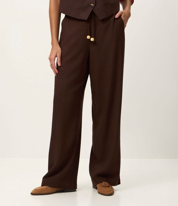 Pantalón Recto en Viscolino con Lazo Delantero 3