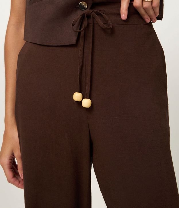 Pantalón Recto en Viscolino con Lazo Delantero 4
