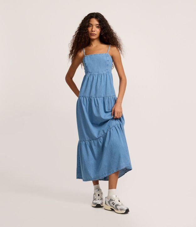 Vestido Midi en Jeans com Bretel Fino y Detalle Contrastantes 1