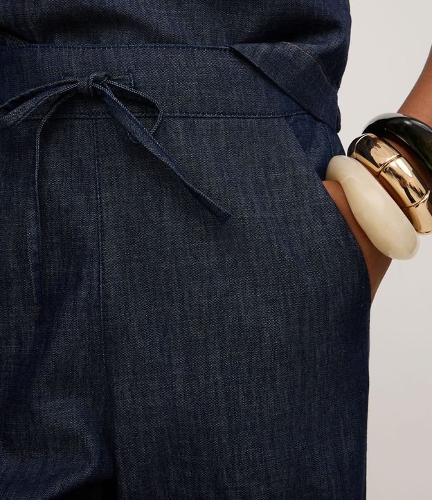 Pantalón Carrot Cintura Alta en Jeans con Amarre 4