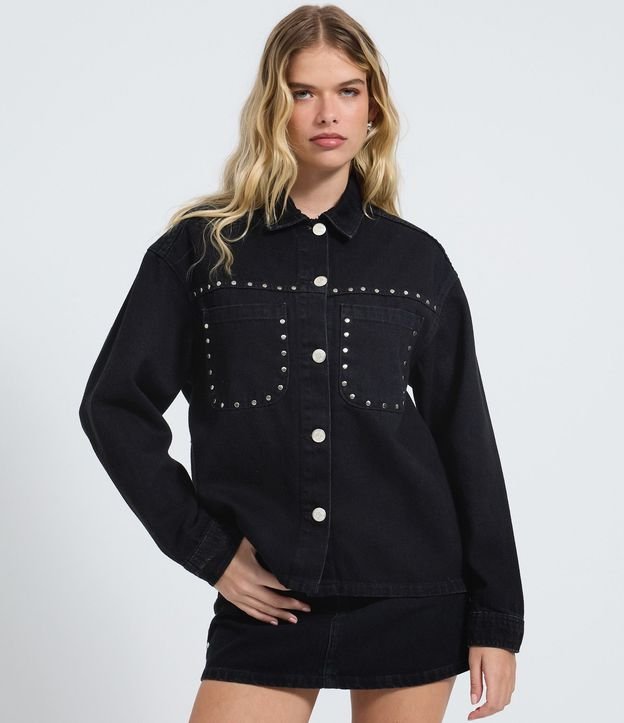 Campera Overshirt en Jeans con Tachuelas Metálicas 2