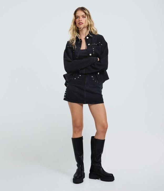 Campera Overshirt en Jeans con Tachuelas Metálicas 3