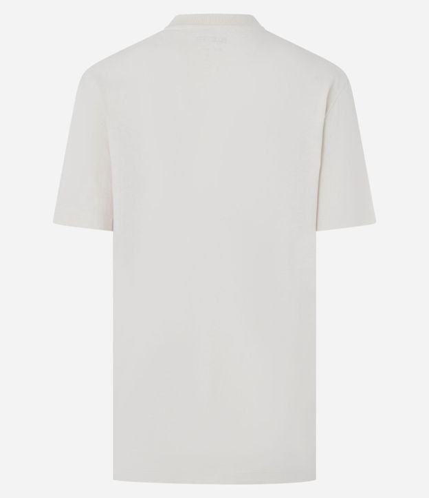 Remera T-shirt con Estampa Carpincho Relaxtime 5