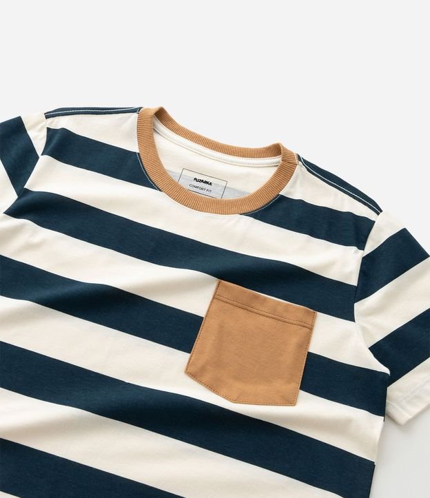 Remera Infantil Regular con Estampa de Rayas y Bolsillo - Talle 5 a 14 años 6