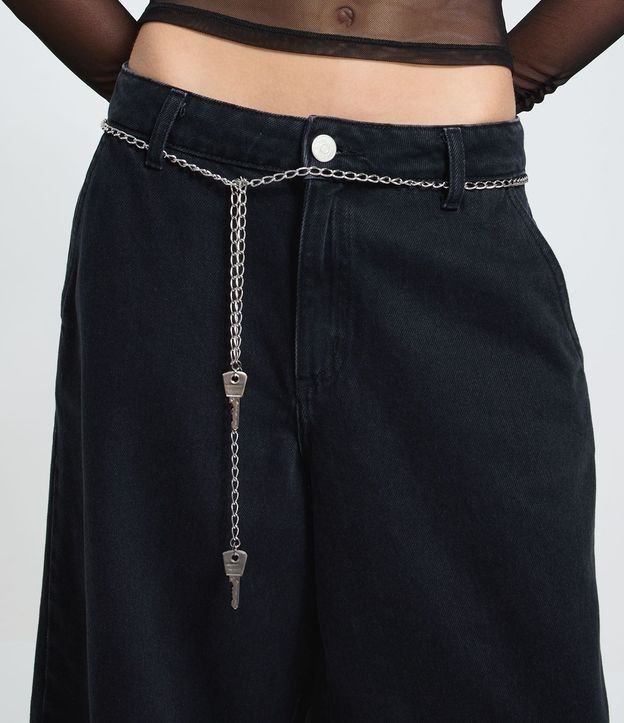 Bermuda Jorts en Jeans con Cinturón Cadena 4