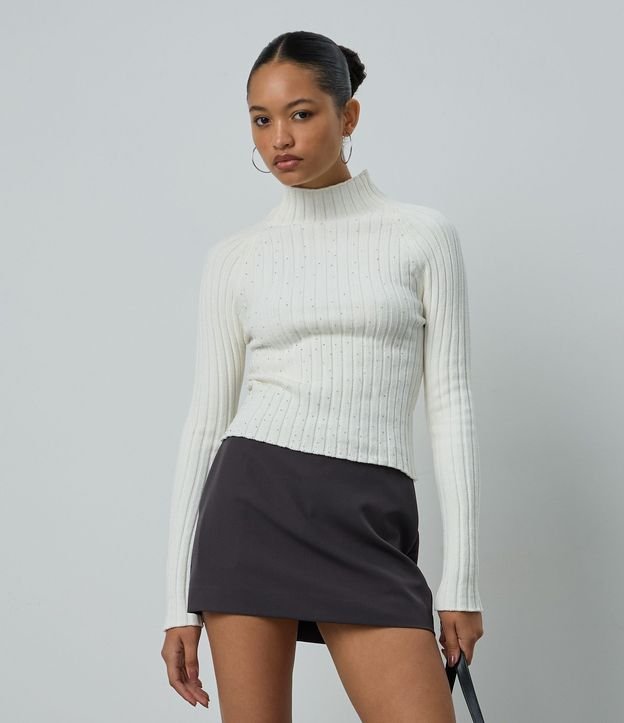 Blusa Cropped en Punto con Cuello Alto