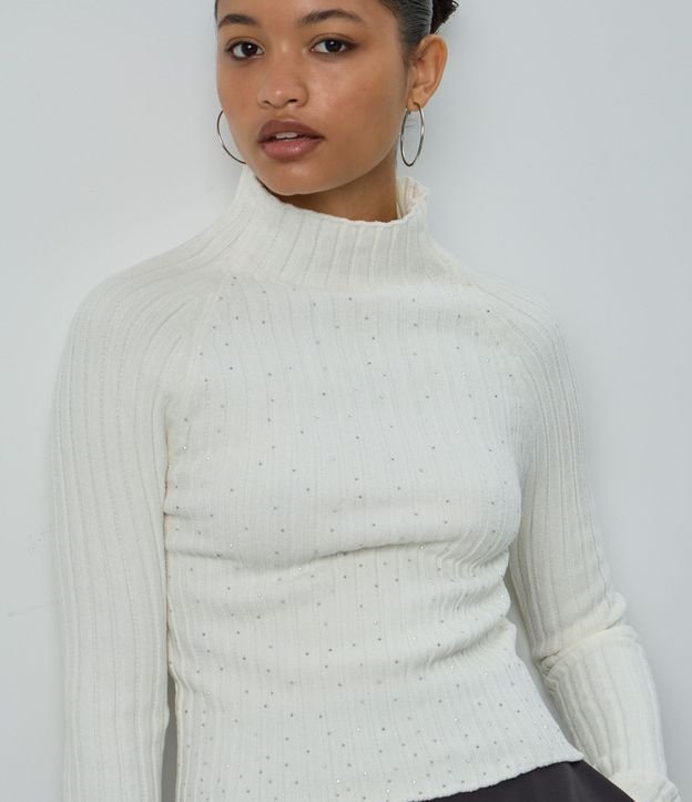 Blusa Cropped en Punto con Cuello Alto 3