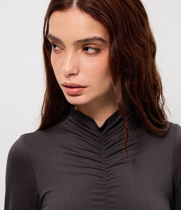 Body Seamless con Cuello Alto y Fruncido en la Cintura 3