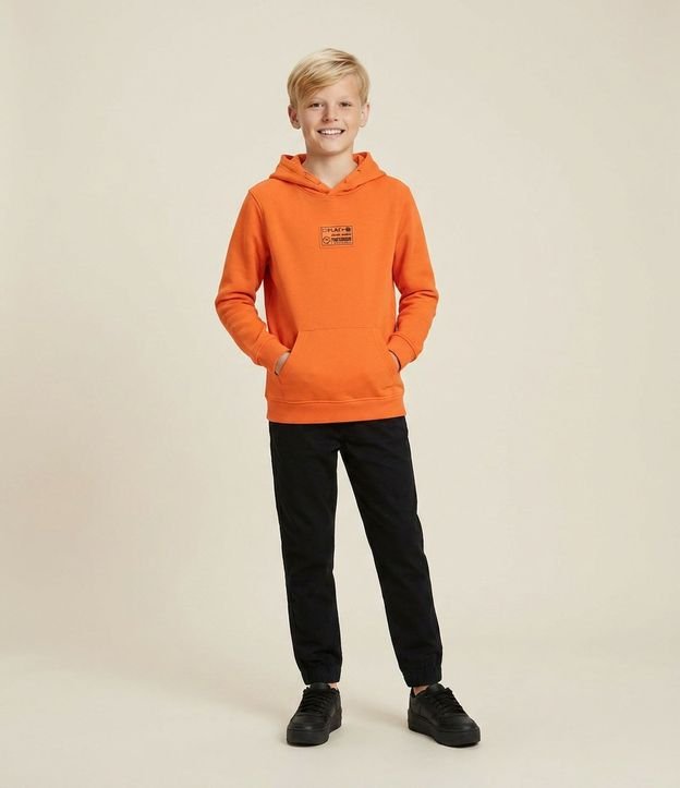 Saco Infantil con Capucha y Patch Rubber – Talle 5 a 14 años