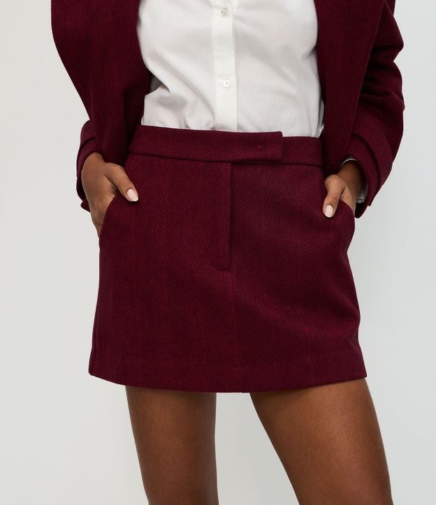 Short Pollera con Cintura Traspasada y Patrón Espina de Pez 3