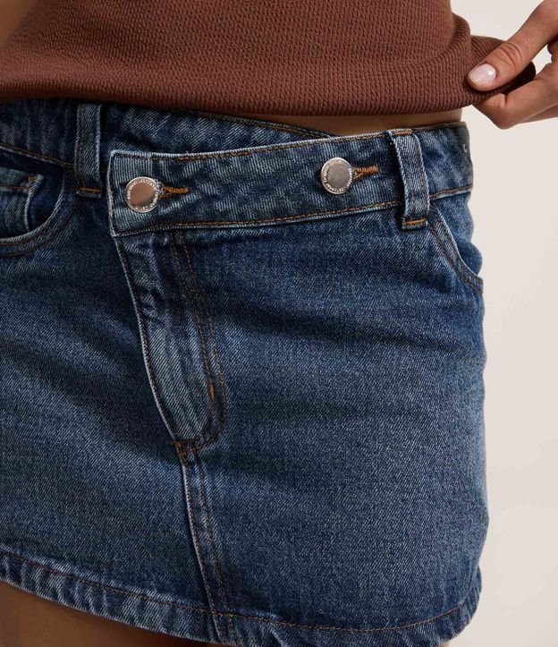 Mini pollera en Jeans con Cintura Traspasada y Bolsillos 4