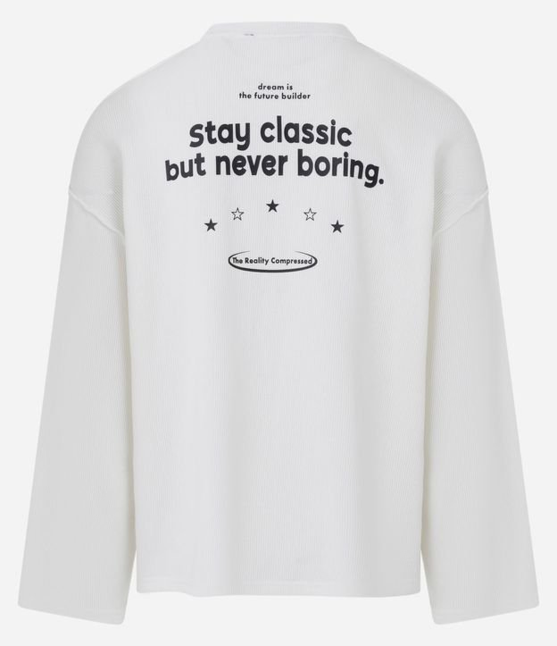 Remera con Elastano Texturizado y Estampa Lettering 7