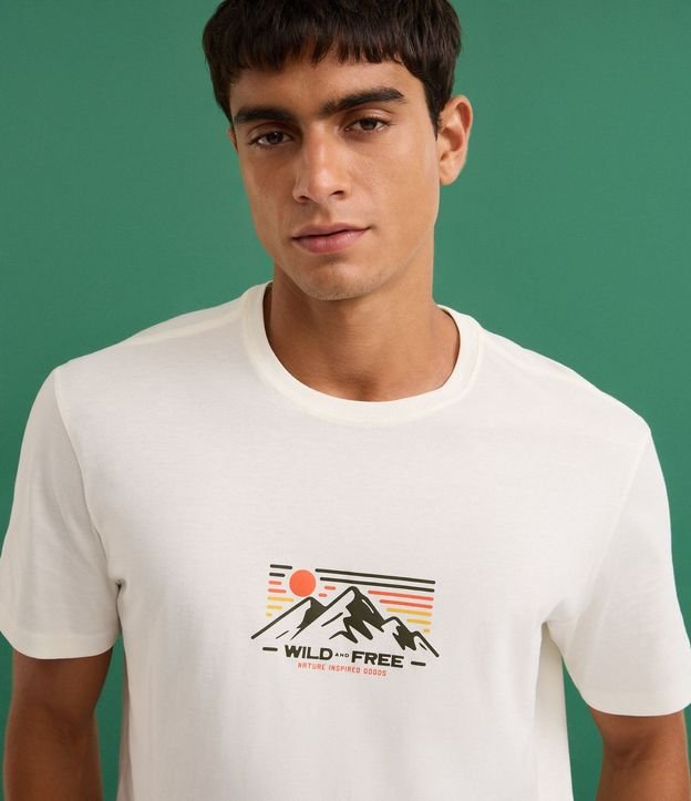 Remera Comfort en Algodón con Estampado Montaña 3