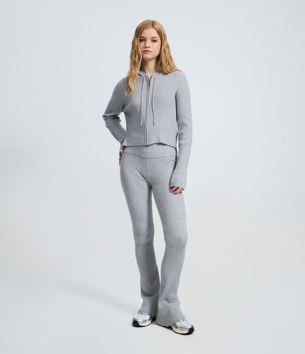 Pantalón Femenino Flare en Tricot Acanalado de Cintura Alta
