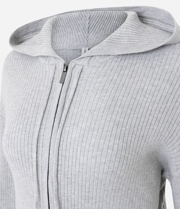 Cardigan Femenino con Capucha en Tricot con Cierre 6