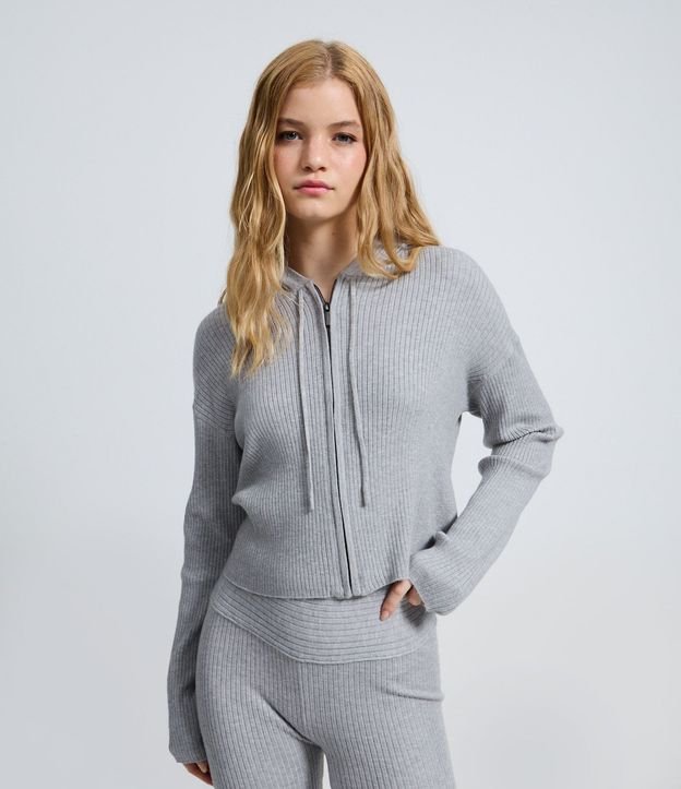 Cardigan Femenino con Capucha en Tricot con Cierre 1