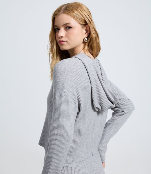 Cardigan Femenino con Capucha en Tricot con Cierre 4