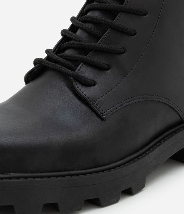 Bota Caña Corta en PU con Suela Track 3