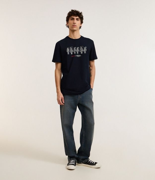 Remera Comfort en Algodón con Estampa Guitarras Fender 3
