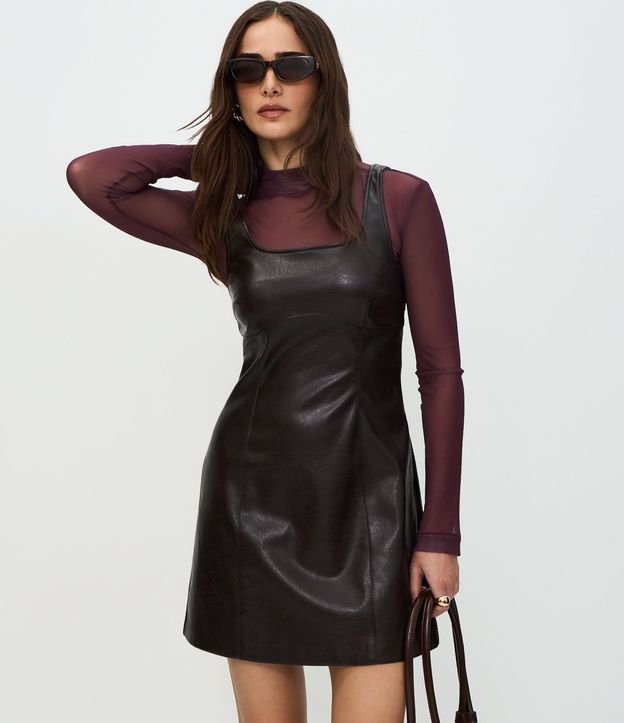 Vestido Tubito corto en PU con Escote Cuadrado 1