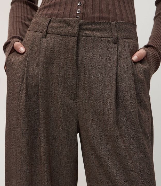 Pantalón Wide Leg Sastrer con Pliegues Delanteros 4