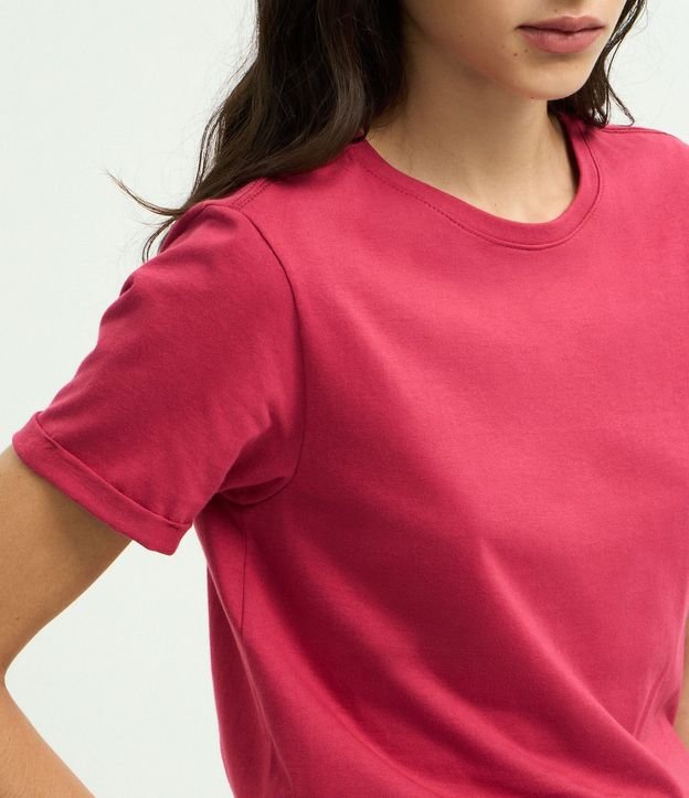 Remera en Media Malla con Manga Corta Doblada 2