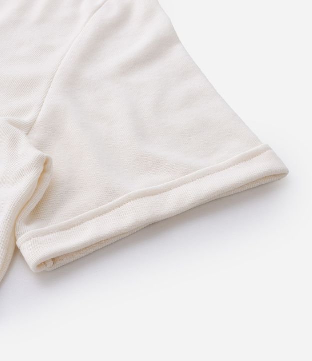 Remera Boxy Deportiva en Algodón con Cuello Polo Contrastante y Estampa Wonder 8