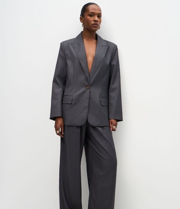 Pantalón Femenino de Sastrería Wide Leg con Calce Amplio 2