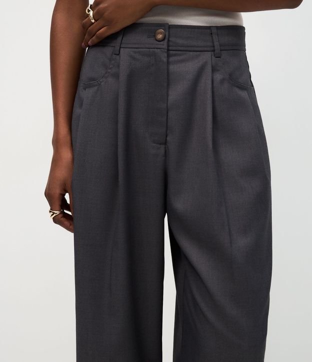 Pantalón Femenino de Sastrería Wide Leg con Calce Amplio 4