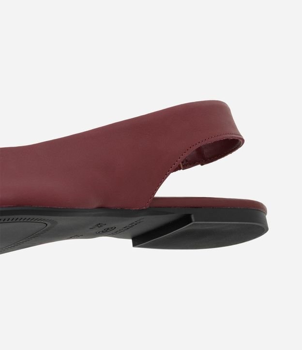 Zapatilla Slingback de Punta Fina en Cuero 5