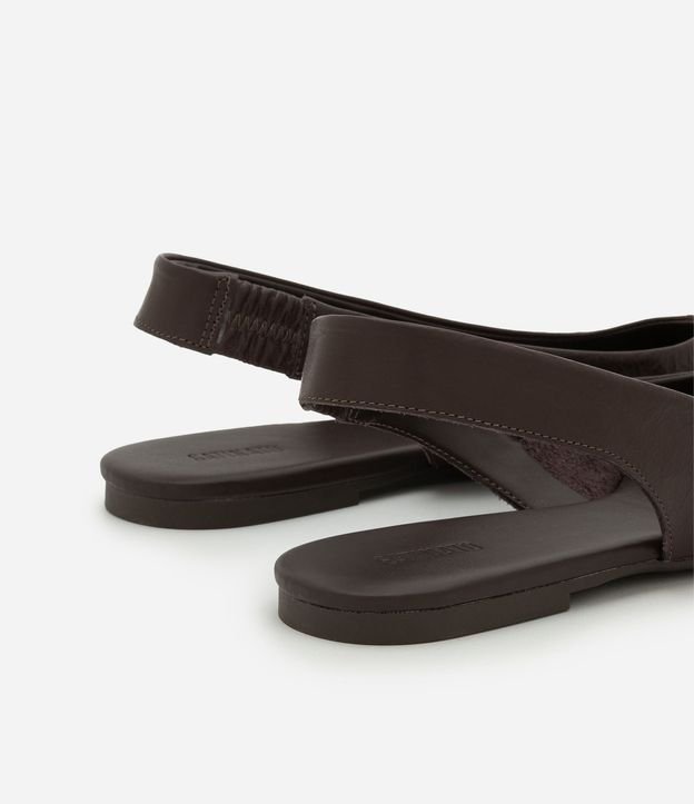 Zapatilla Slingback de Punta Fina en Cuero 5