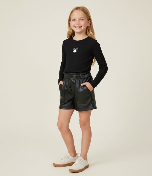 Remera Infantil Slim en Rib con Estampa de Kuromi – Talle 7 a 16 años