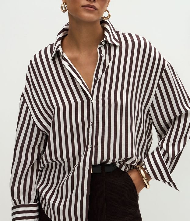 Camisa en Viscosa con Rayas Hilo Teñido 4