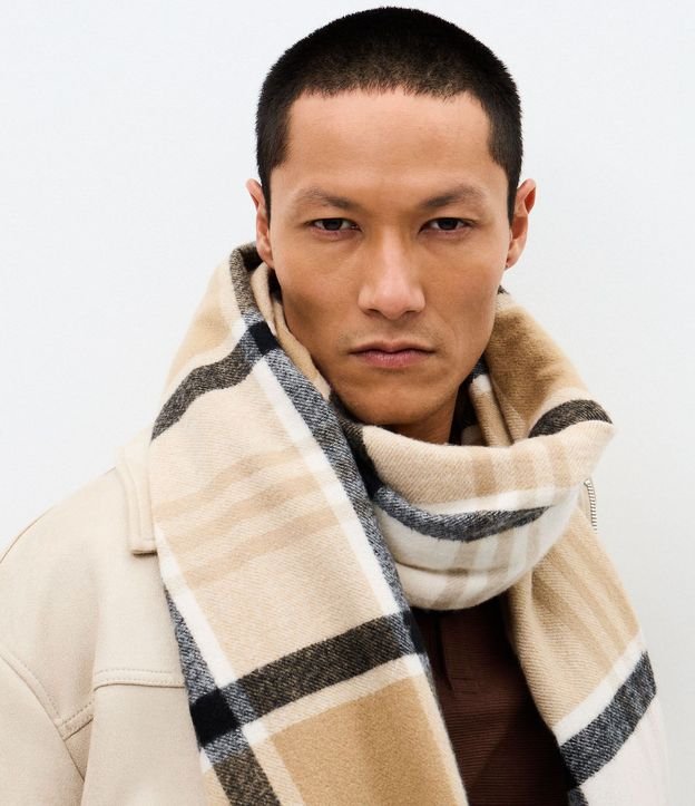 Bufanda en Punto de Cuadros con Franjas 8