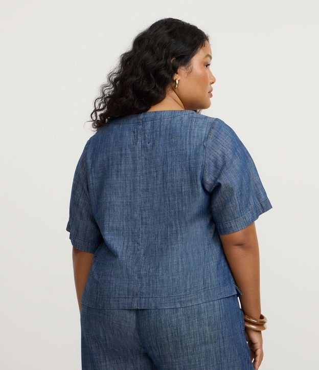 Blusa Corta en Sarga Curve & Plus Size 4