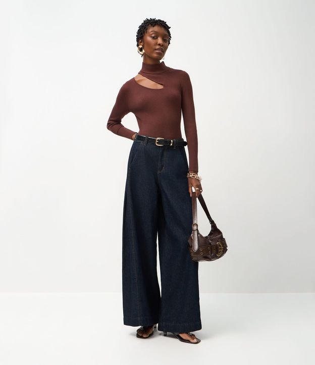 Blusa Acanalada en Punto con Cutout en el Hombro 2