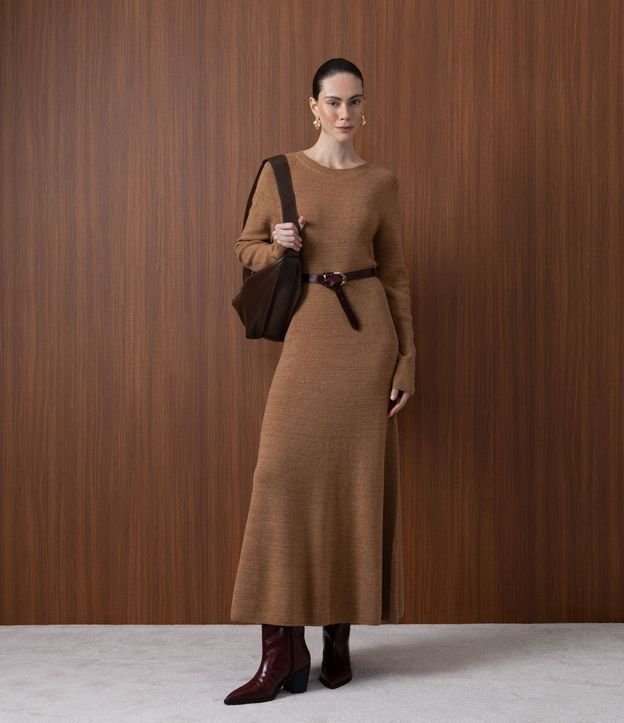 Vestido Evasê Long Midi en Punto con Mangas Largas 1