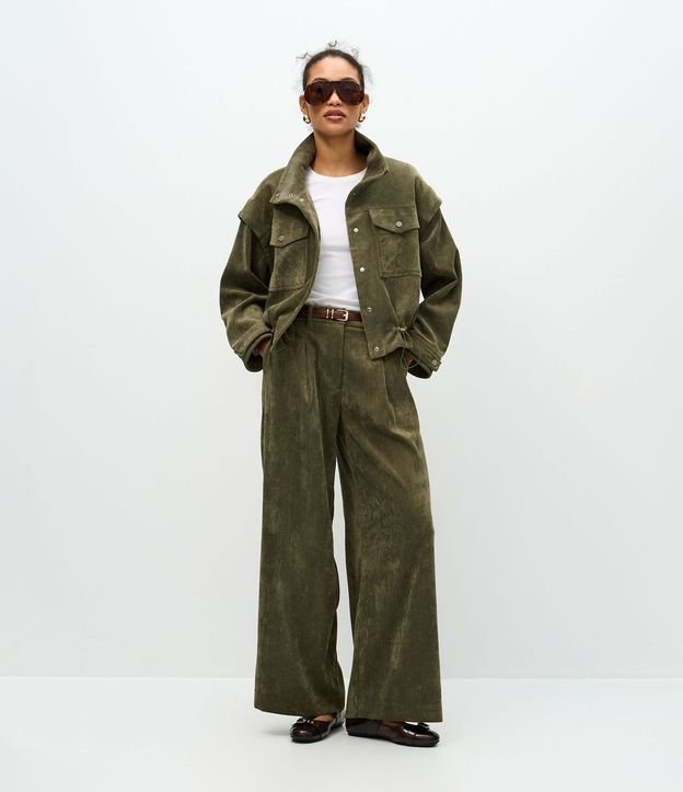 Pantalón Wide Leg en Terciopelo con Detalle en la Cintura 2