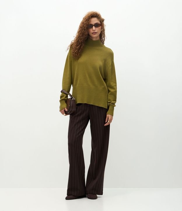 Blusa Alargada en Punto con Cuello Alto 2