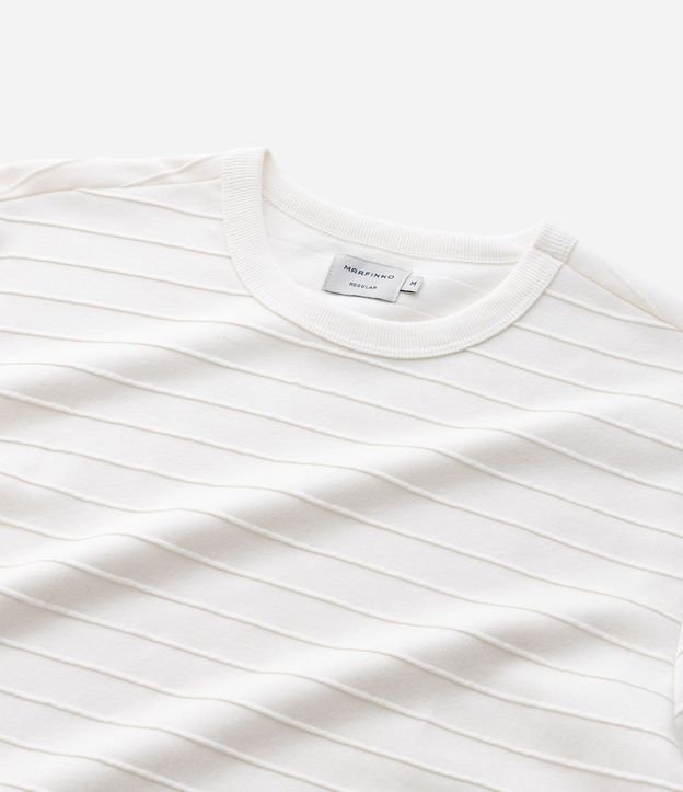 Remera Regular en Algodón Trabajado en Relieve 9