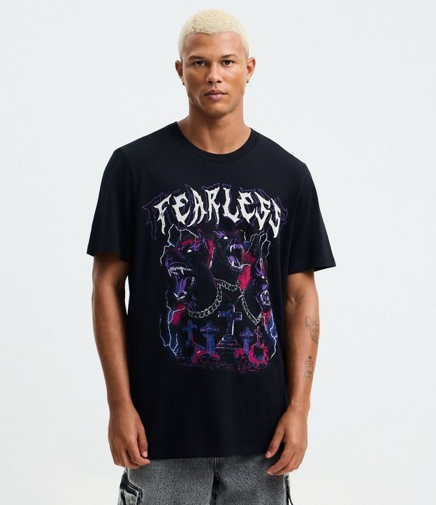 Remera Comfort en Algodón con Estampado Perro y Lettering Fearless