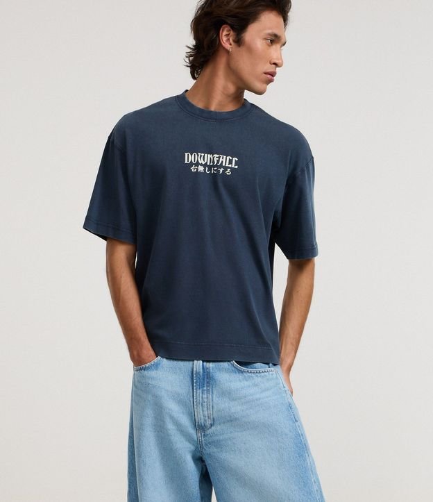 Pantalón Barrel en Jeans con Recortes y Pences 3