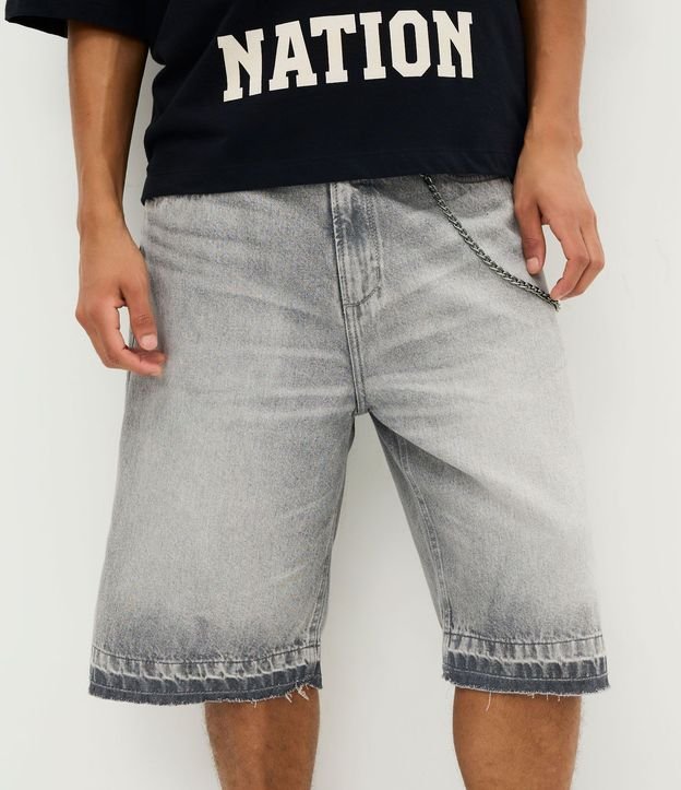 Bermuda Baggy en Jeans con Detalles de Costura 3
